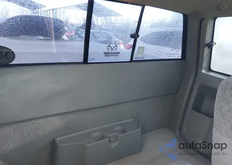 2002 GMC Sonoma Sls from USA, damaged, VIN 1GTCT19W328172139